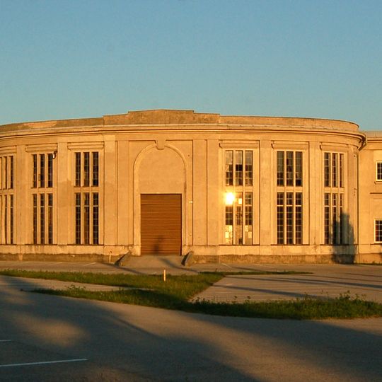 Ehem. Schaltzentrale der Wöllersdorfer Werke