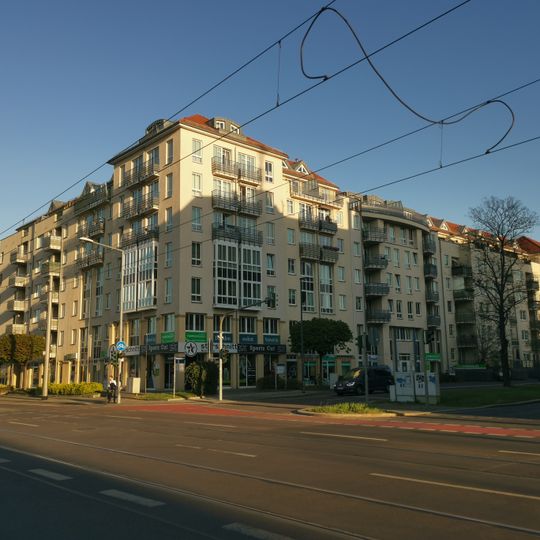 Schandauer Straße 26, 26a/Bergmannstraße 41, 43, 45