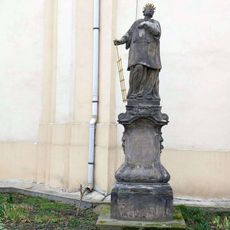 Socha svatého Vavřince u kostela svatého Václava v Lovosicích