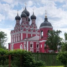 Tikhvinskaya church in Alekseyevskoe