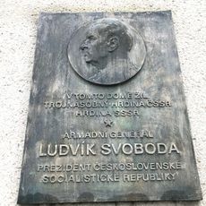 Pamětní deska Ludvíka Svobody