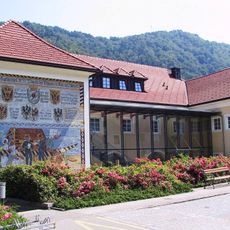 Amtsgebäude, Kulturhaus, ehem. Mauthaus