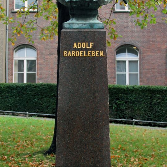Heinrich Adolf von Bardeleben-Monument