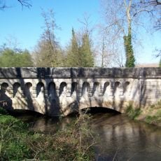 Pont-canal sur l'Avance