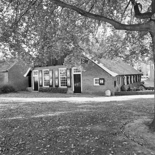 Huis met houten geveltop