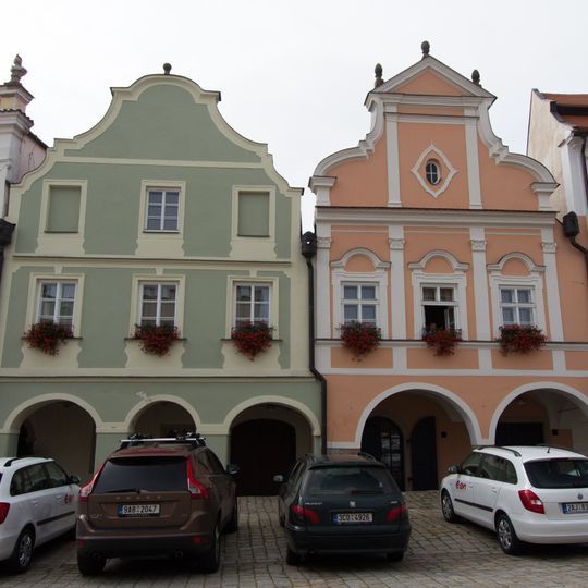 Náměstí Zachariáše z Hradce 5