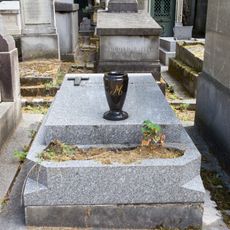 Grave of unidentified 1
