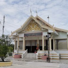 Wat Bamrungtham Rat Sattharam