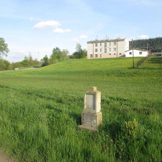 Podstavec kříže v Mezí u brodu