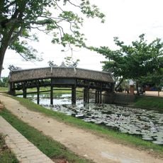 Thanh Toan covered bridge
