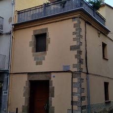 House in carrer d'Avall, 27