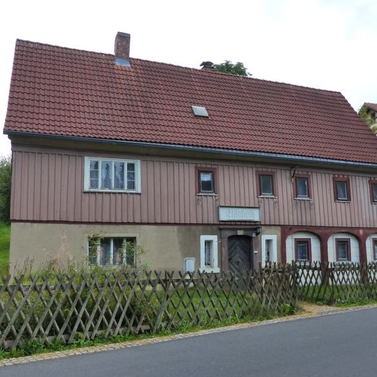 Straße der Jugend 21