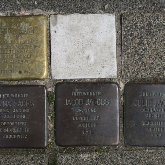 Stolperstein en memoria de Emma Sachs