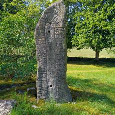 Västergötlands runinskrifter 103