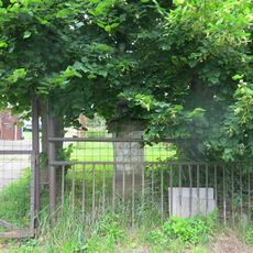 Socha svatého Antonína Paduánského u domu Slévačská 390/11 v Dolních Křečanech