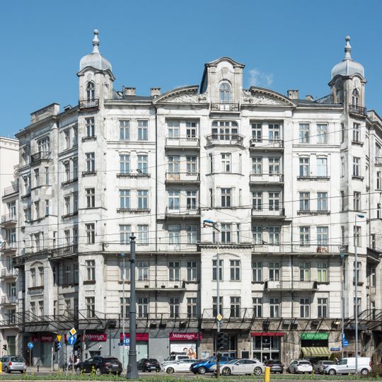 Adam Bromke Tenement House
