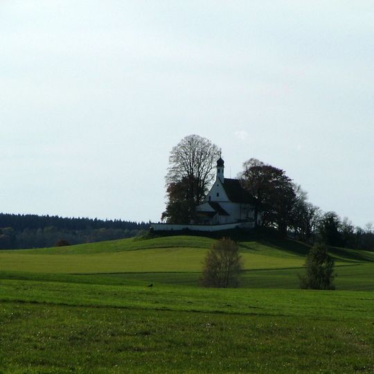 Sommerlinde bei Lorettokapelle