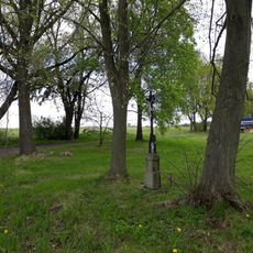 Kříž v Hrutově u zatáčky