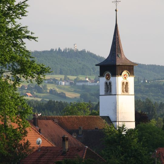 Reformierte Kirche und ehemaliges Pfarrhaus