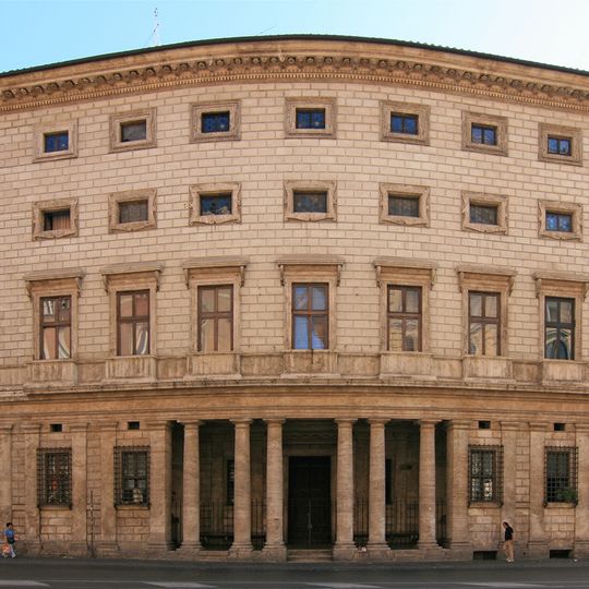Palazzo Massimo alle Colonne