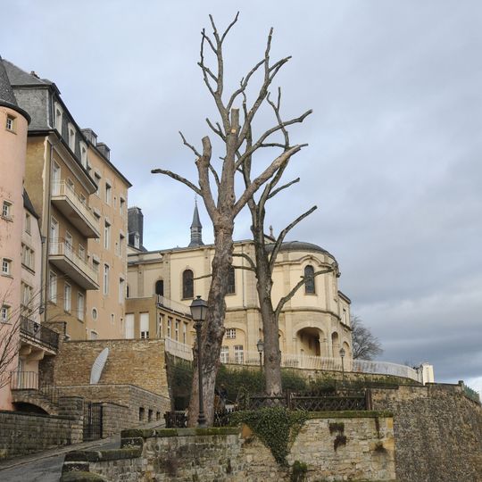 Biergahornen op der Corniche