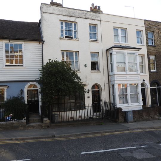 26,28,30 And 32, Star Hill