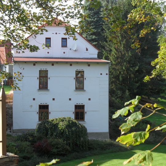 Chrastná