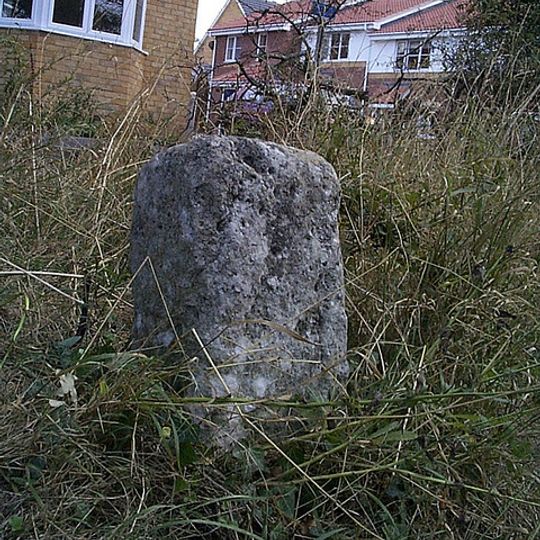 Milestone, Laindon High Road . 30m S of Dunton Road jct.