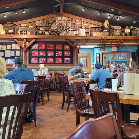 Smolik's Smokehouse