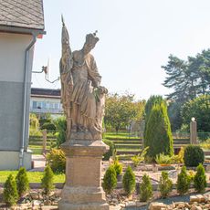Socha svatého Václava ve Velké Ledhuji v ulici Bělská
