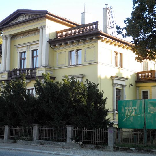 84 1-go Maja Street, Jelenia Góra